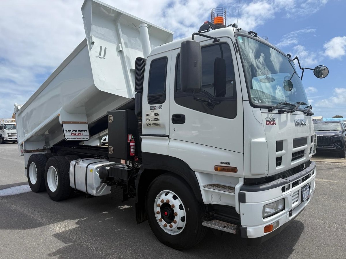 2017 Isuzu Giga CXZ 455 Premium image 7
