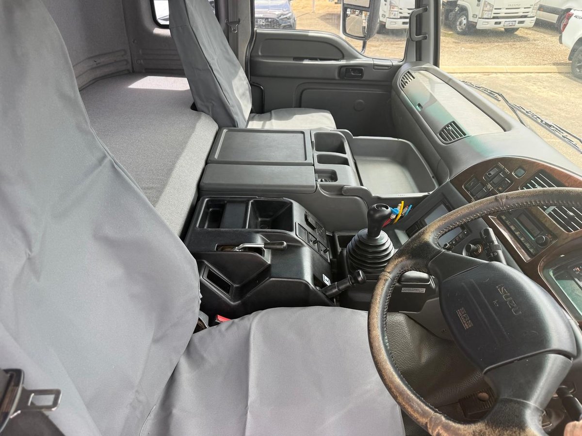 2017 Isuzu Giga CXZ 455 Premium image 17