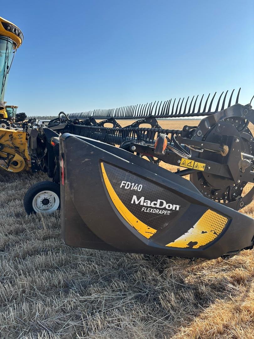 2021 New Holland Cr9.90 image 16