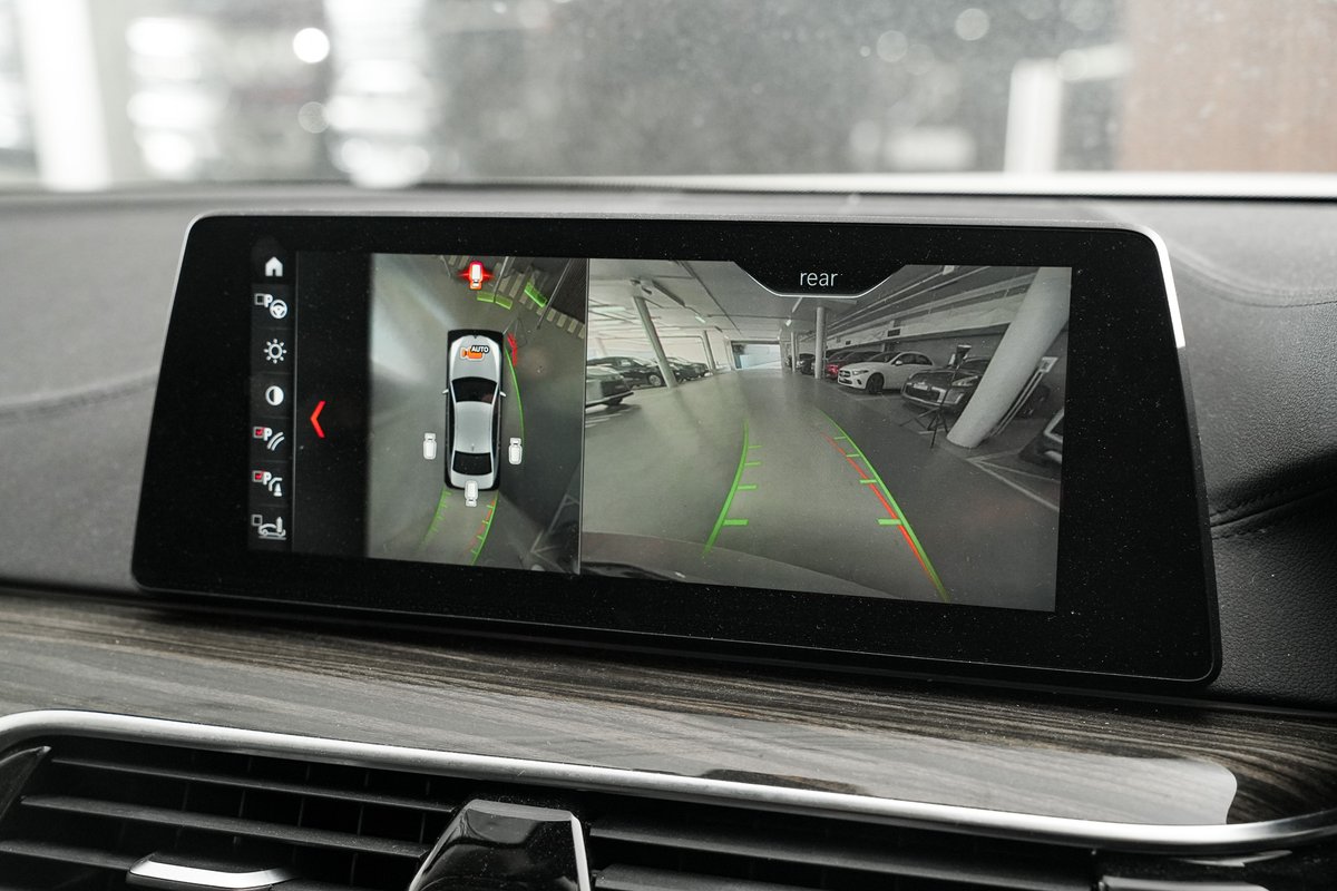 2018 BMW 5 Series 530d Luxury Line G30 image 16