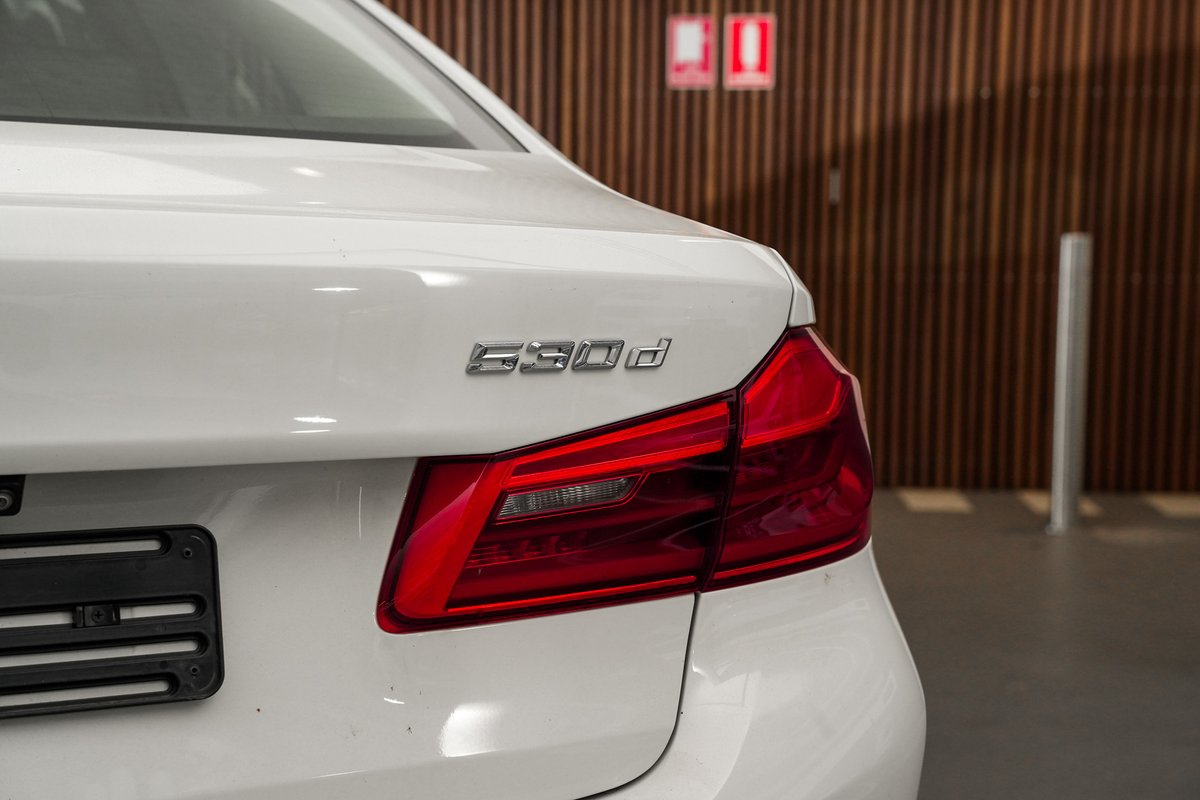 2018 BMW 5 Series 530d Luxury Line G30 image 26