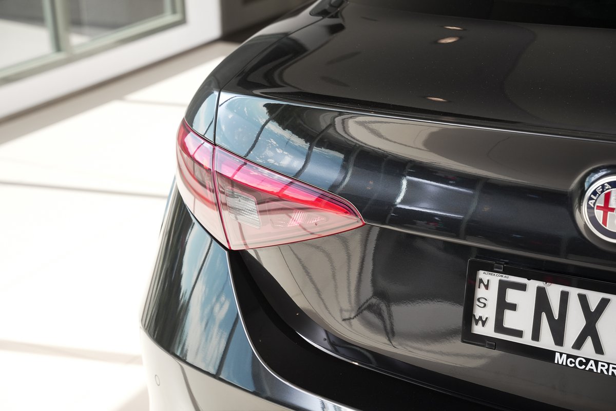 2021 Alfa Romeo Giulia Sport Series 2 image 28