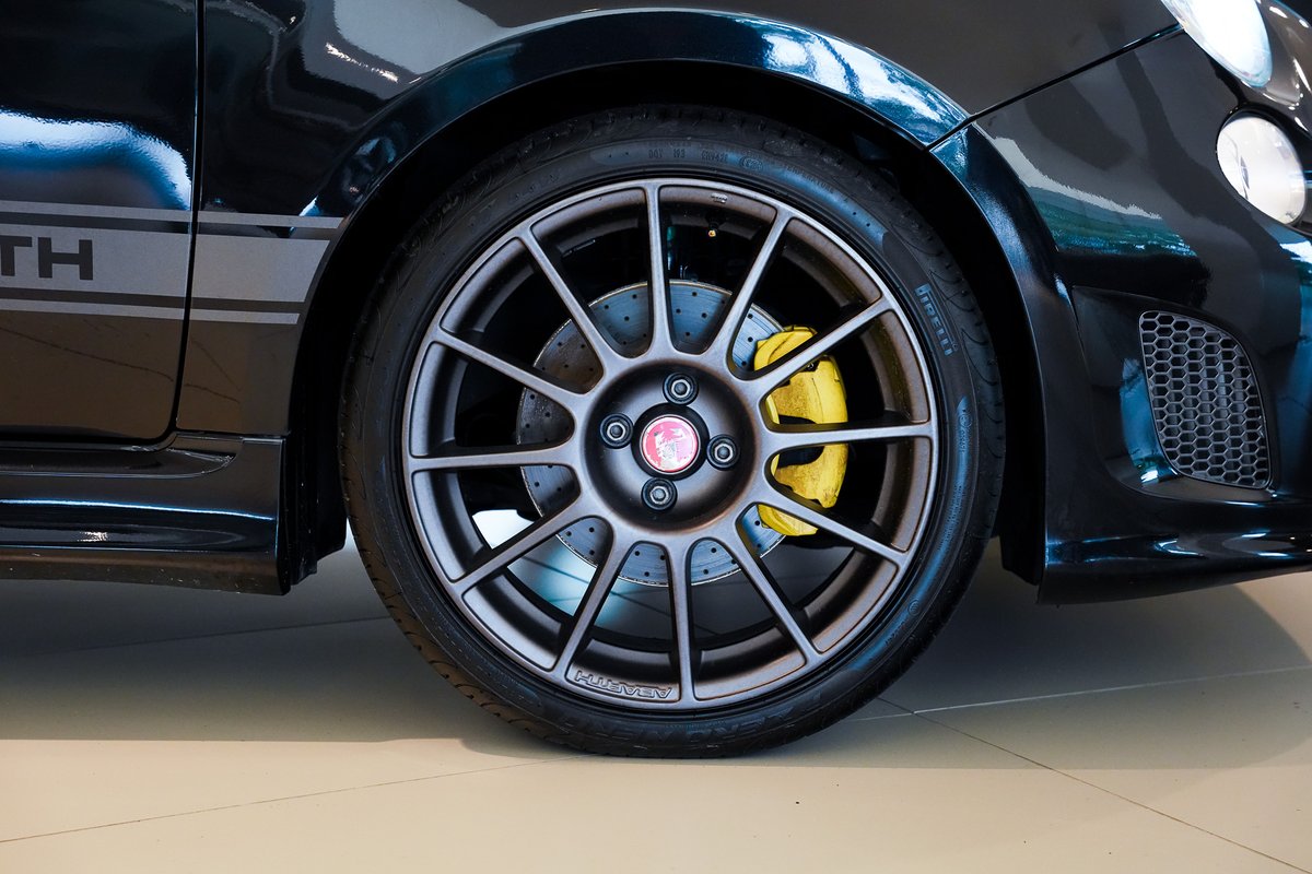 2015 Abarth 595 Competizione Series 3 image 27