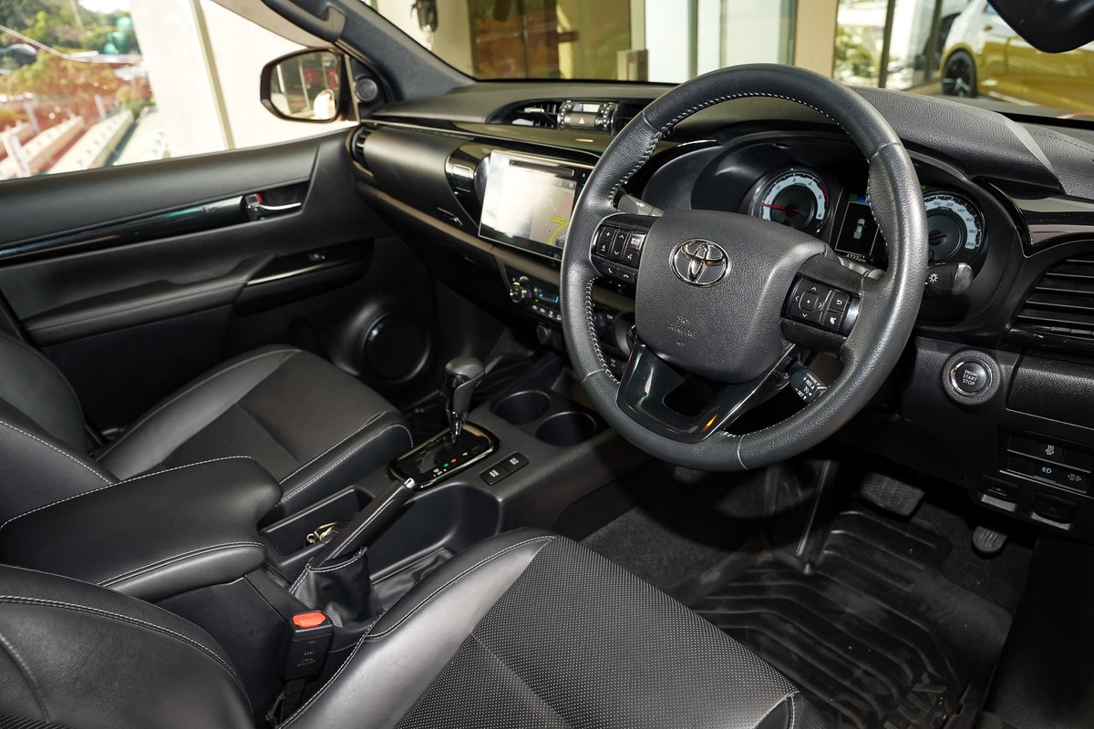 2019 Toyota Hilux Rugged X GUN126R 4X4 Dual Range image 8