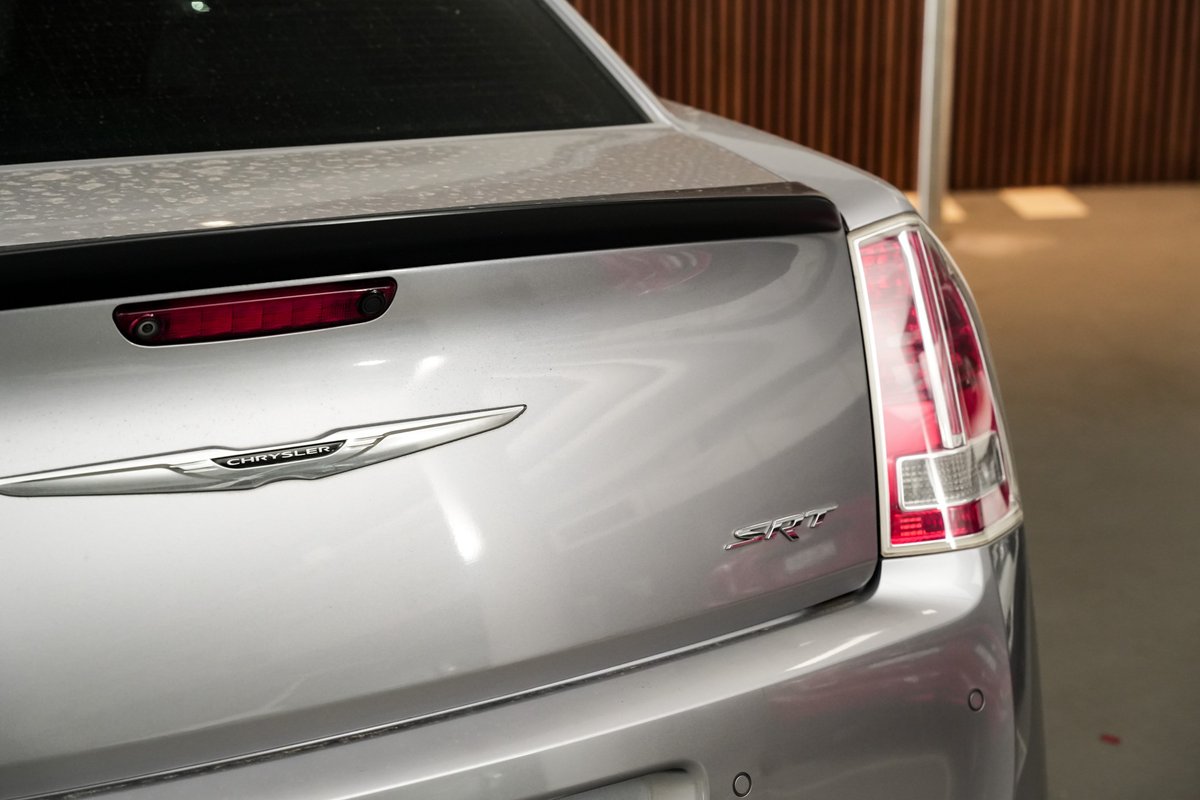 2015 Chrysler 300 SRT-8 LX MY14 image 25