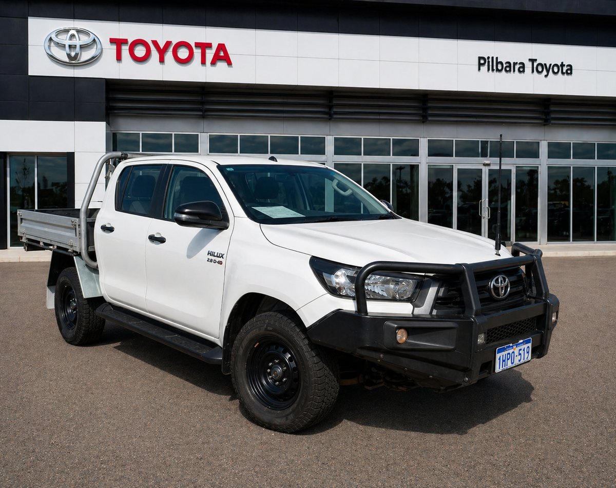 2020 Toyota Hilux SR Glacier White