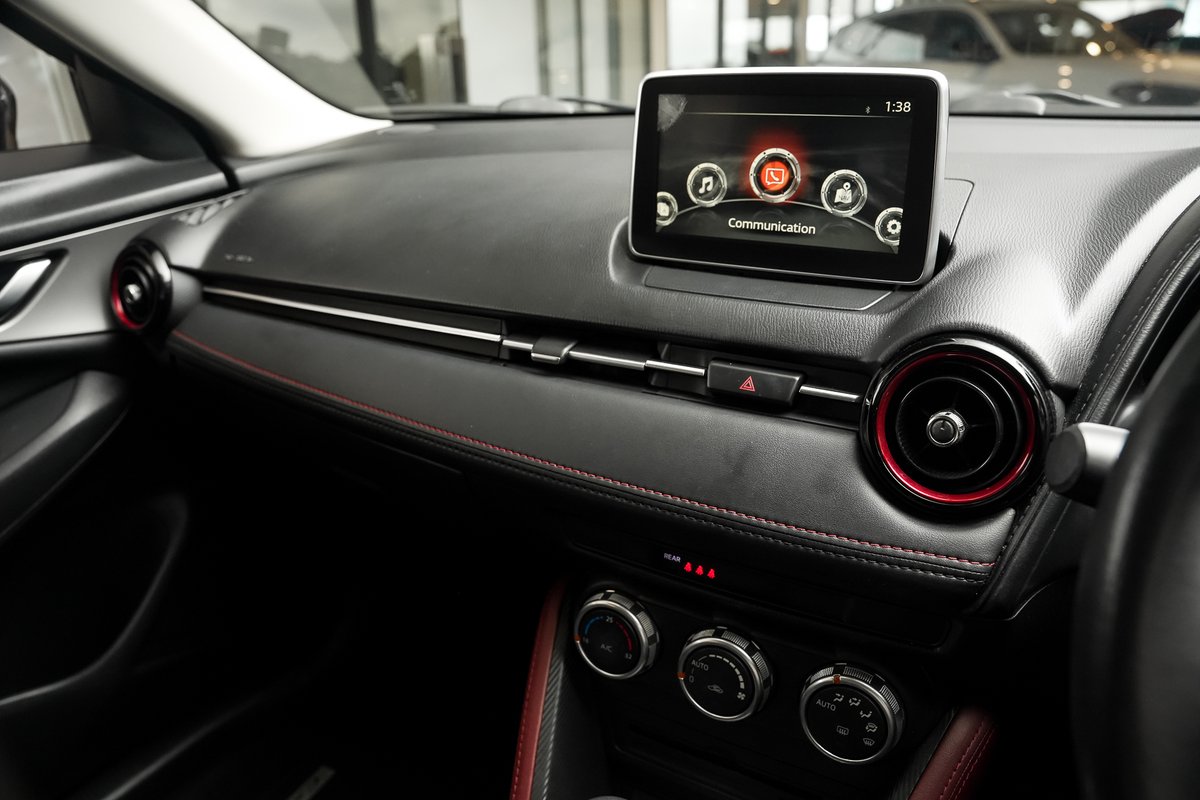 2015 Mazda CX-3 sTouring DK image 13