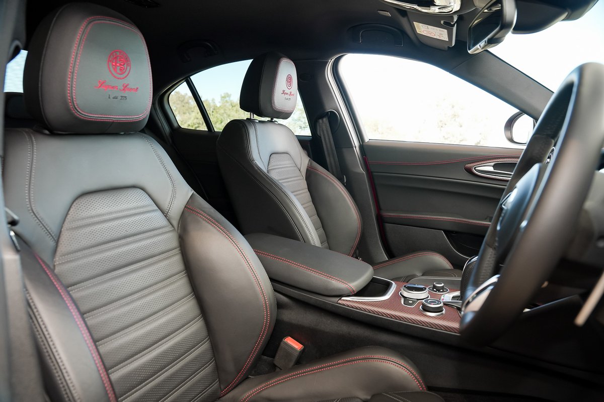 2024 Alfa Romeo Giulia Quadrifoglio Super Sport Series 5 image 8