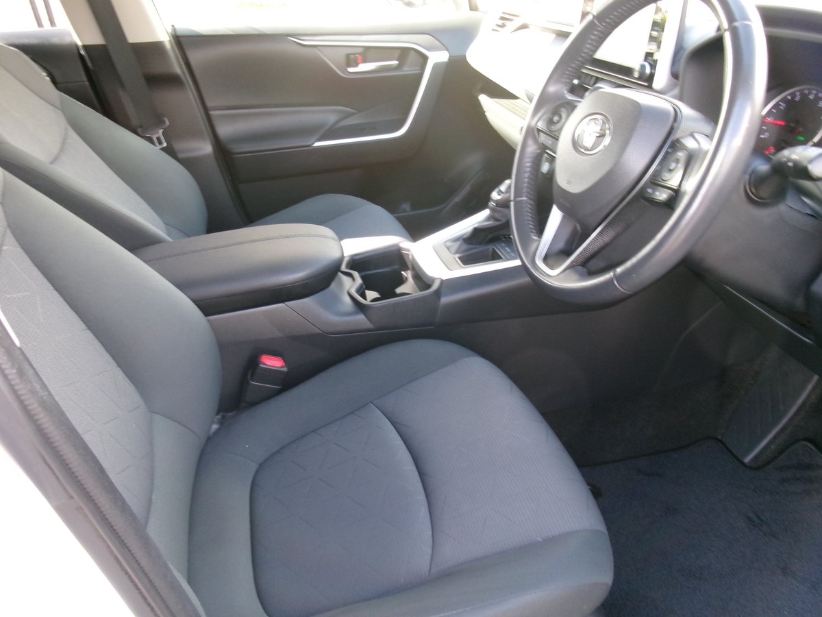 2019 Toyota RAV4 GXL-2WD image 16