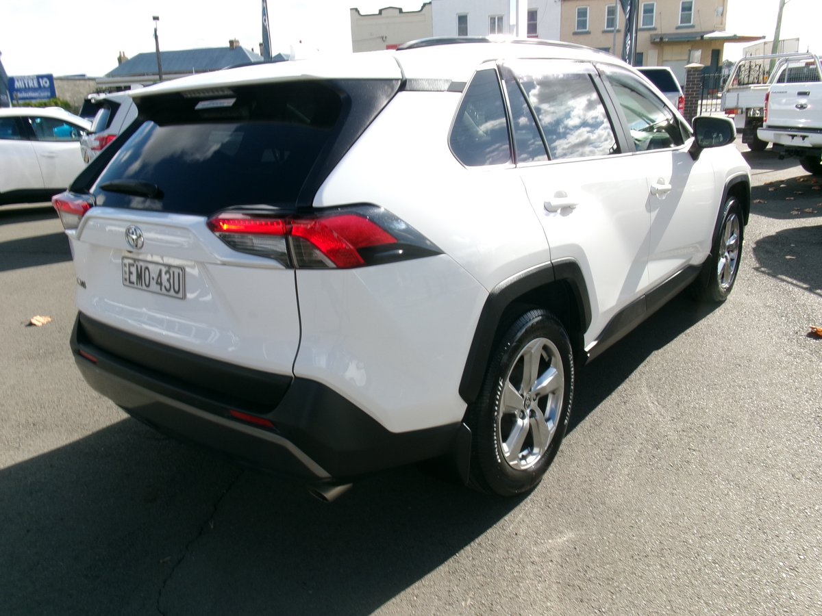 2019 Toyota RAV4 GXL-2WD image 8