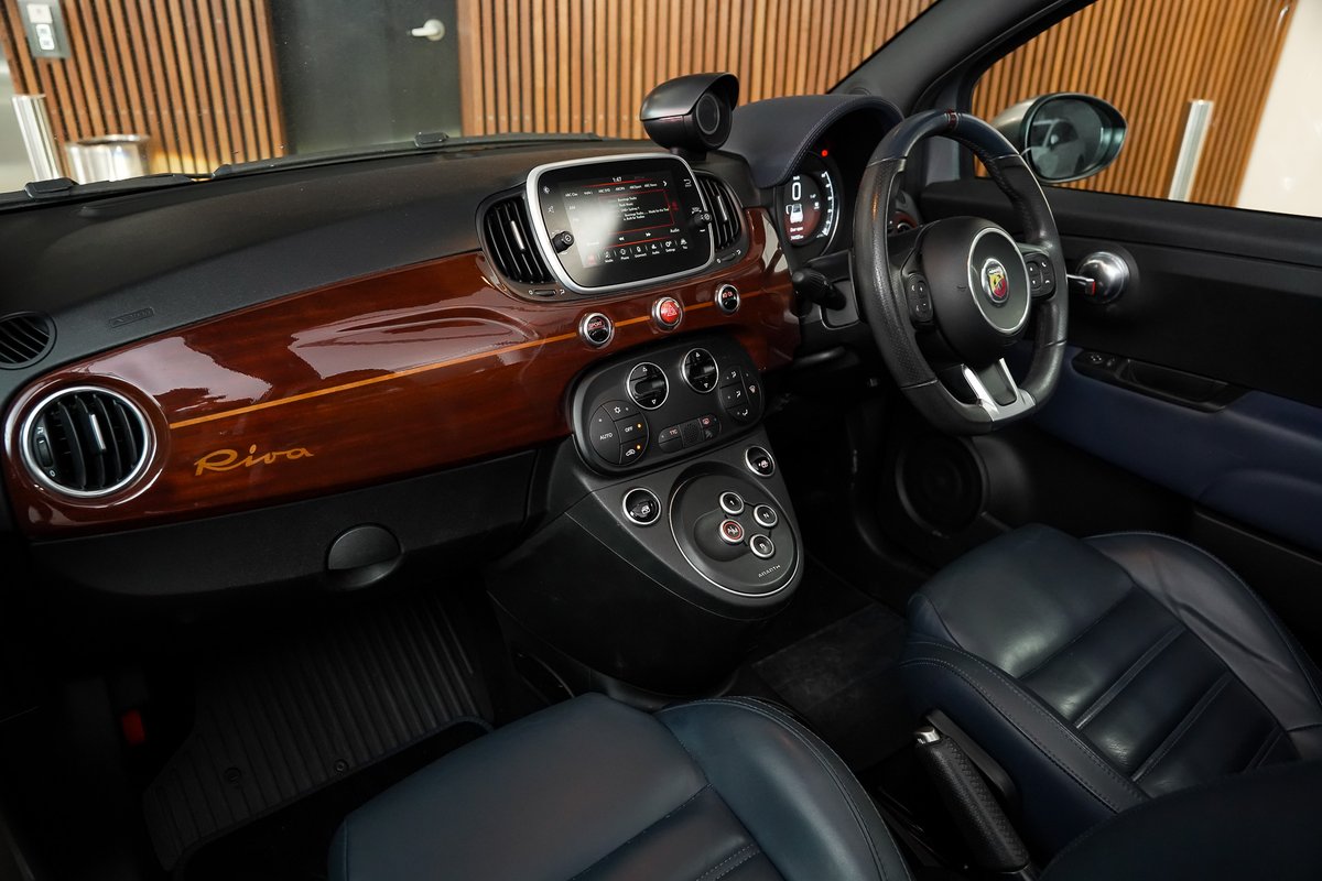 2019 Abarth 695 Rivale Series 4 image 12