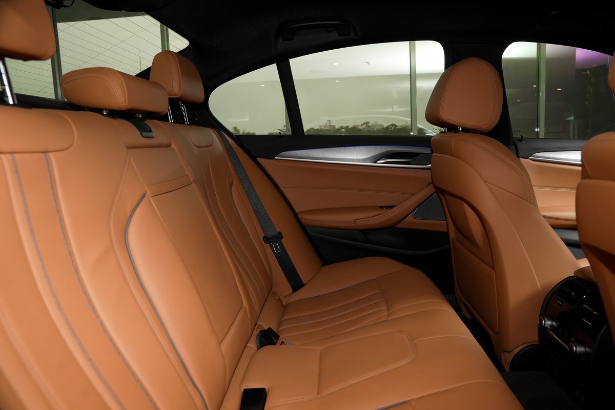 2020 BMW 5 Series M550i xDrive Pure G30 LCI Four Wheel Drive image 11