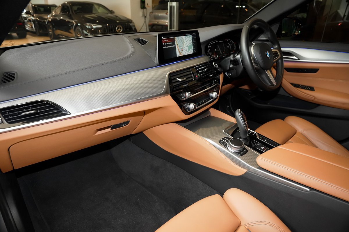 2020 BMW 5 Series M550i xDrive Pure G30 LCI Four Wheel Drive image 12