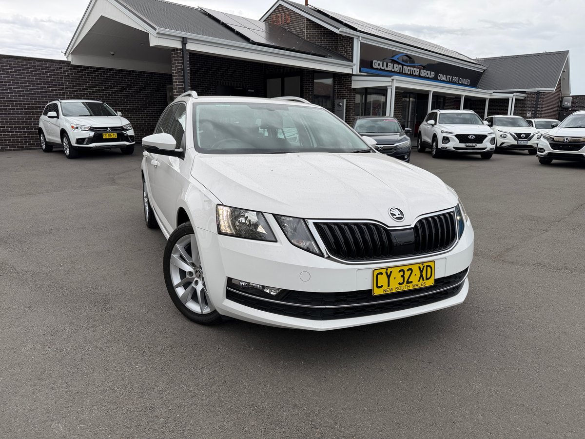 2020 SKODA OCTAVIA 110 TSI BASE NE MY20 image 3