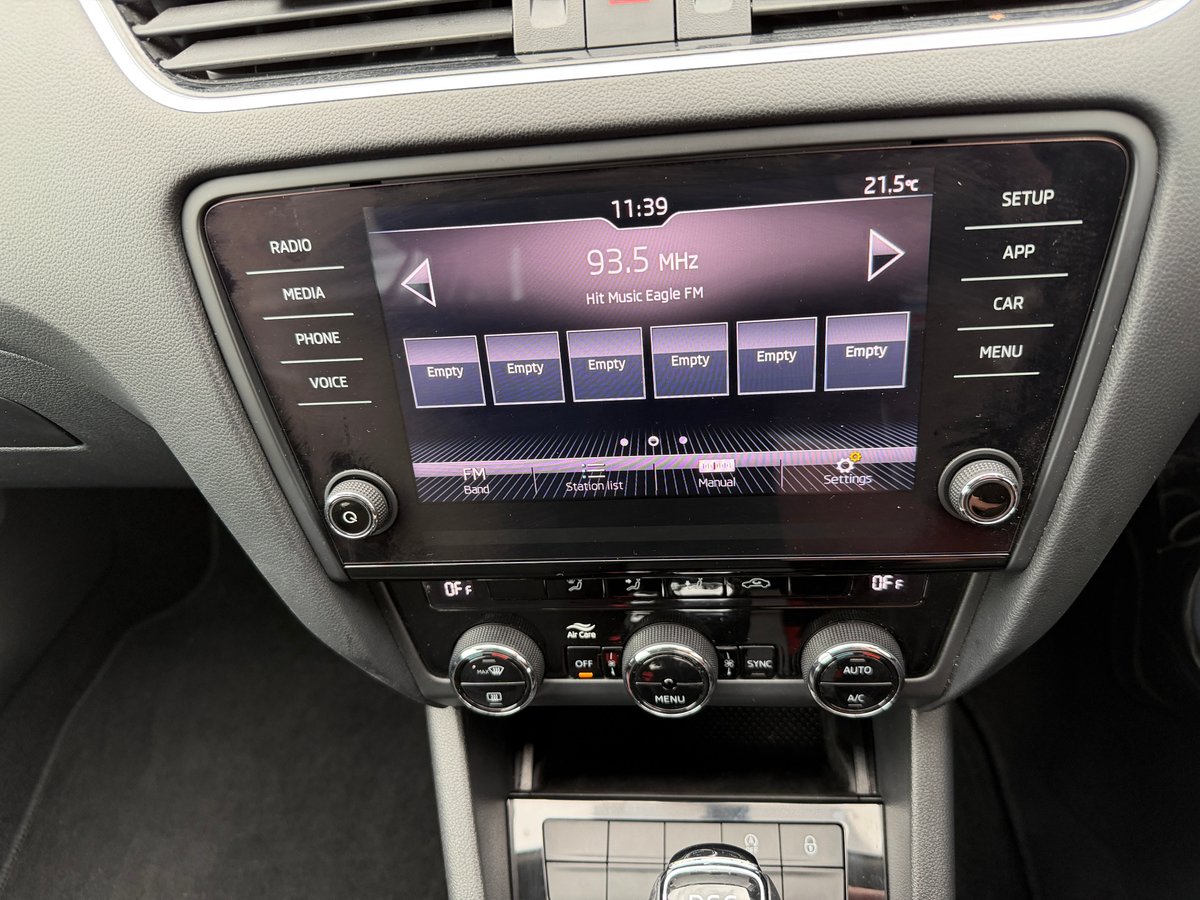 2020 SKODA OCTAVIA 110 TSI BASE NE MY20 image 13