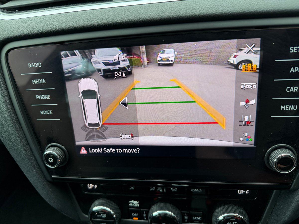 2020 SKODA OCTAVIA 110 TSI BASE NE MY20 image 14