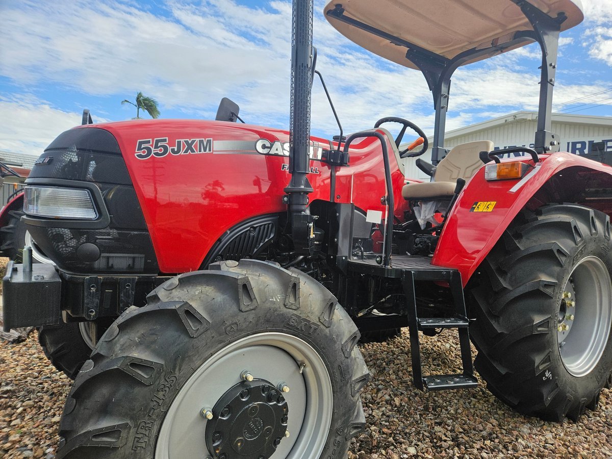 CASE IH FARMALL JXM55 image 2