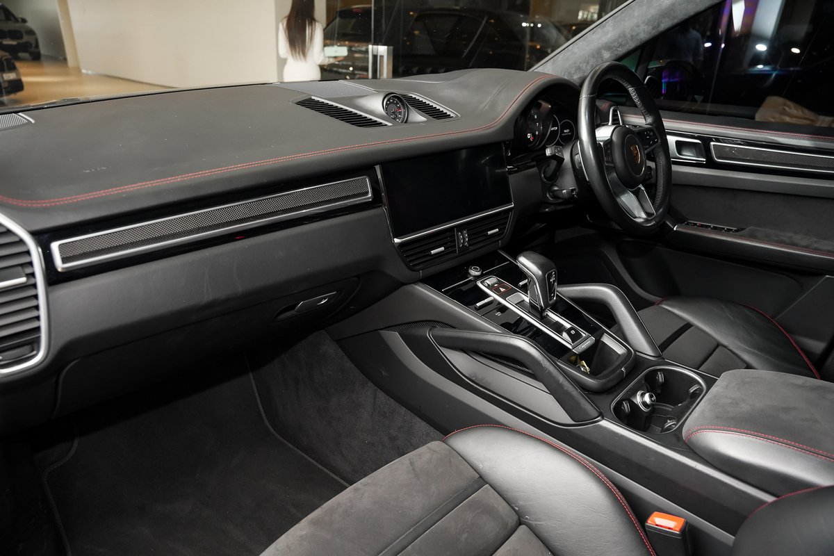2022 Porsche Cayenne GTS 9YA MY22 4X4 On Demand image 13
