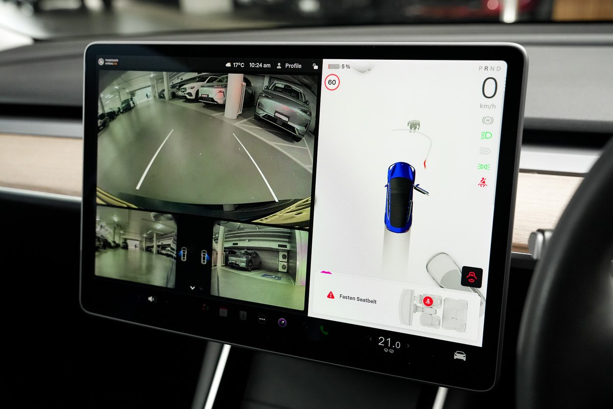 2020 Tesla Model 3 Long Range AWD image 12