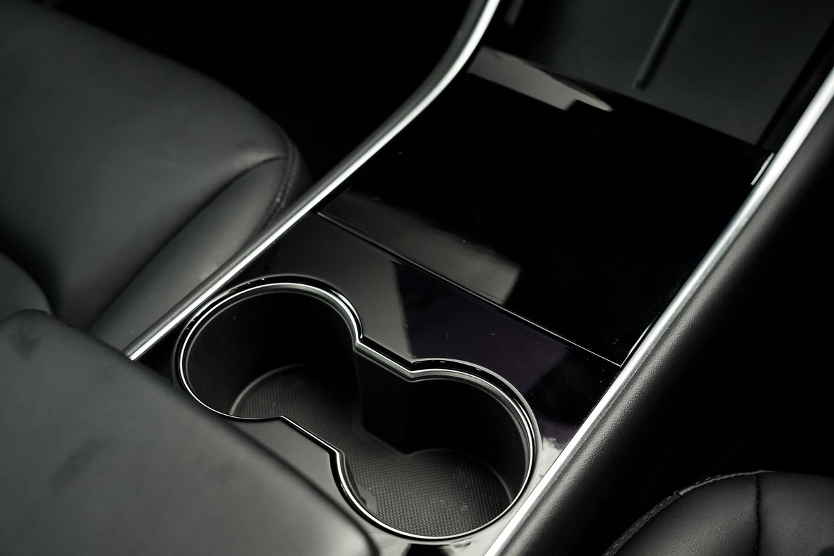 2020 Tesla Model 3 Long Range AWD image 16