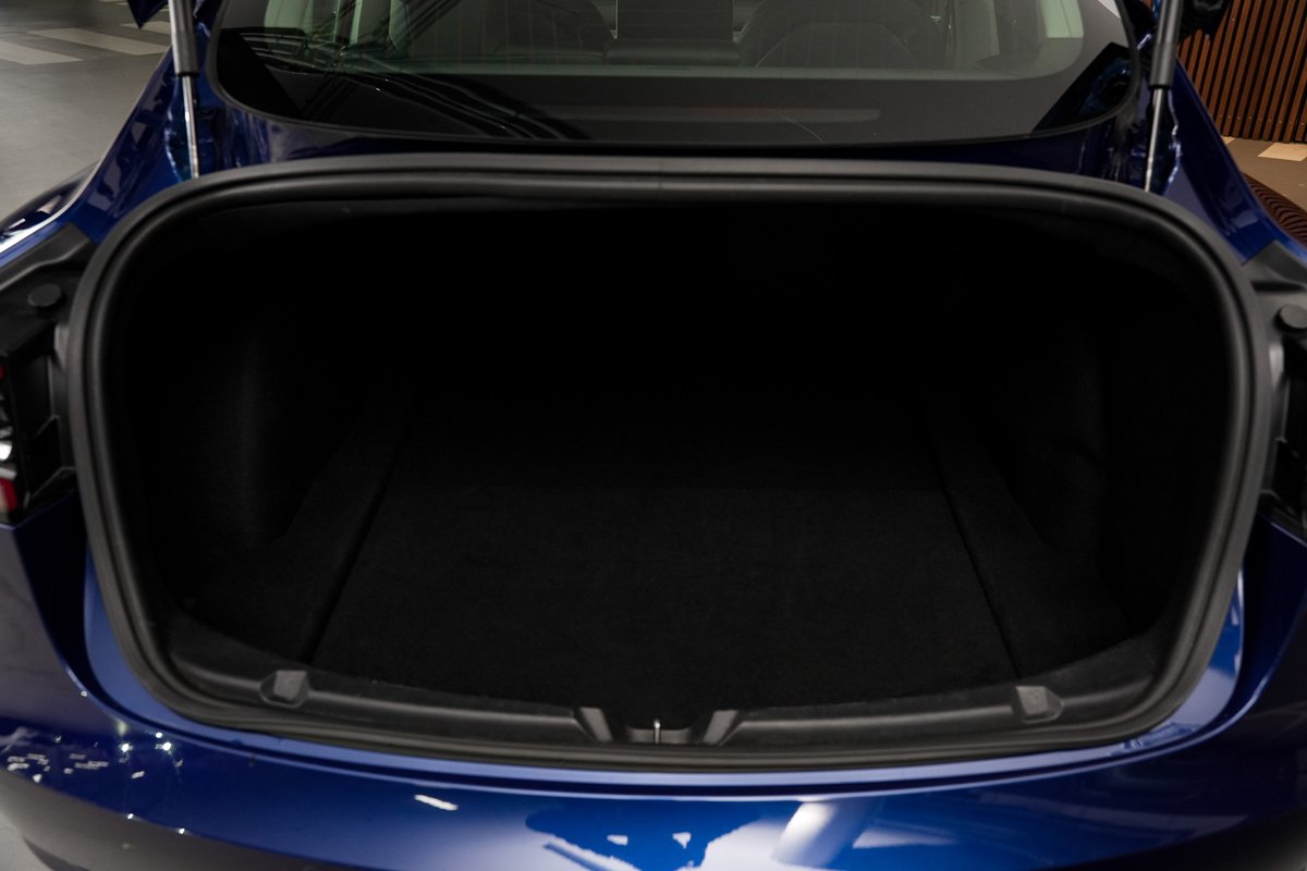 2020 Tesla Model 3 Long Range AWD image 25