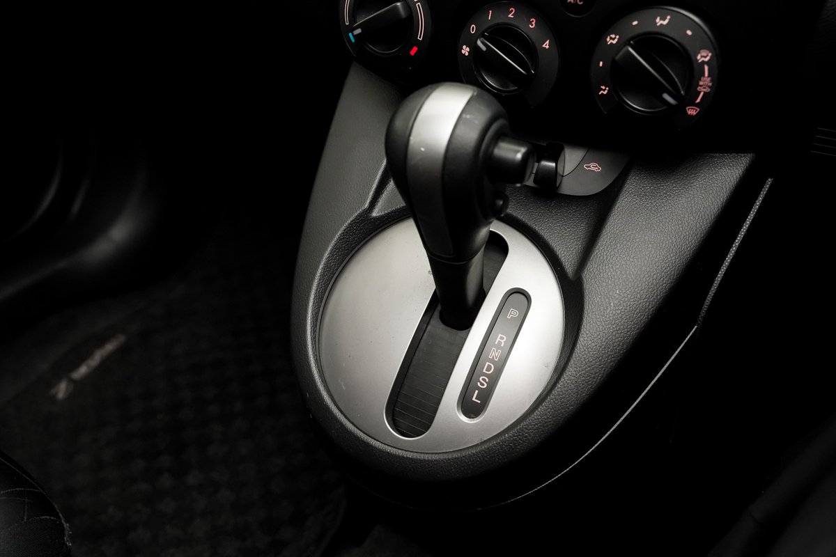 2012 Mazda 2 Neo DE Series 2 MY13 image 14