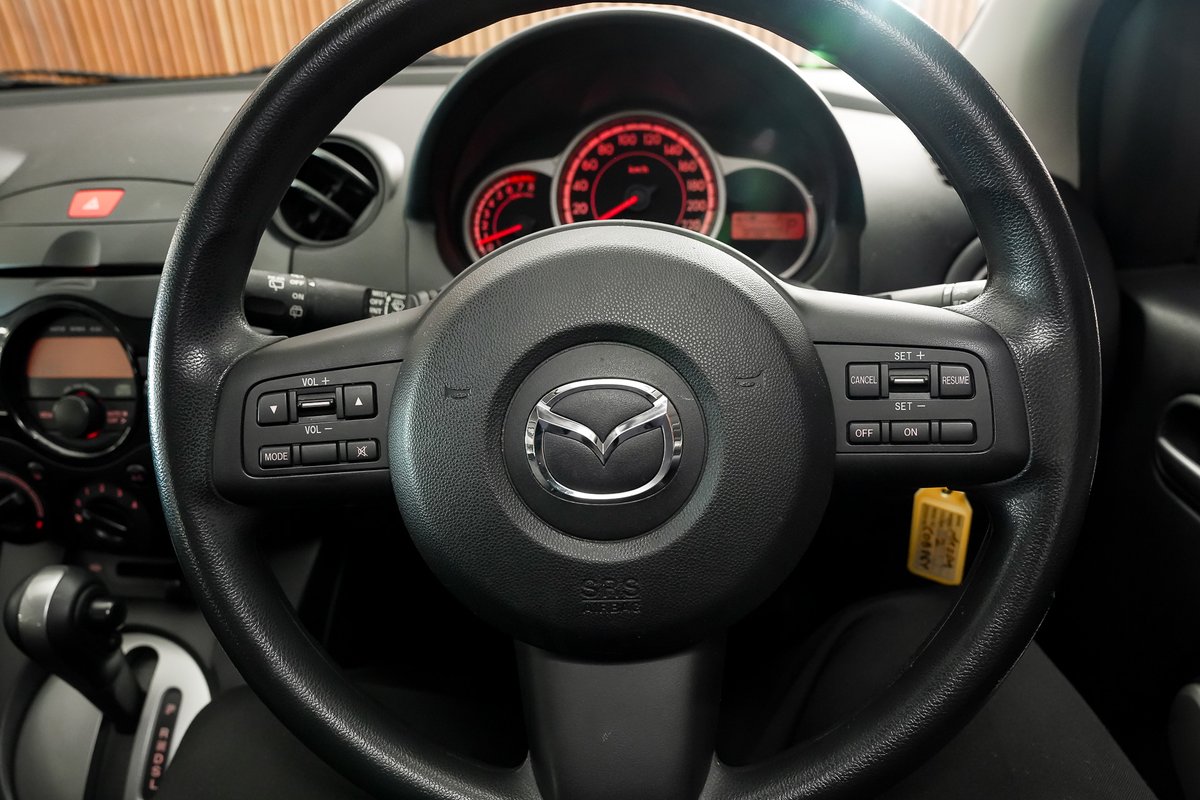 2012 Mazda 2 Neo DE Series 2 MY13 image 15