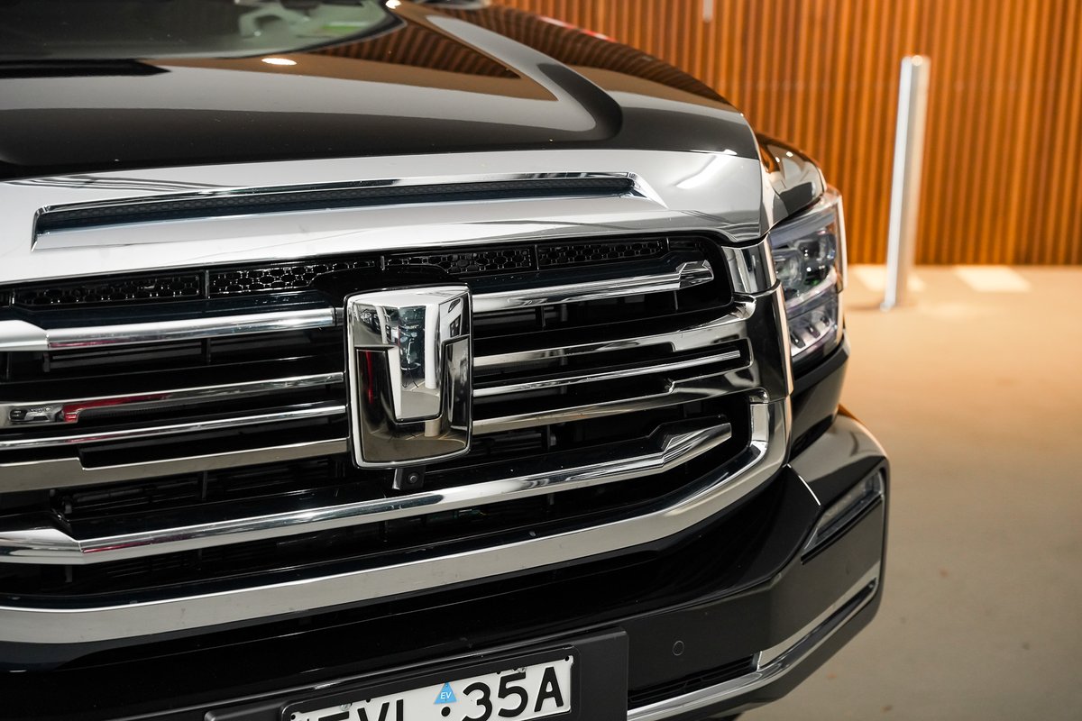 2025 GWM Tank 500 Ultra Hi4-T PHEV P03 4X4 Dual Range image 23