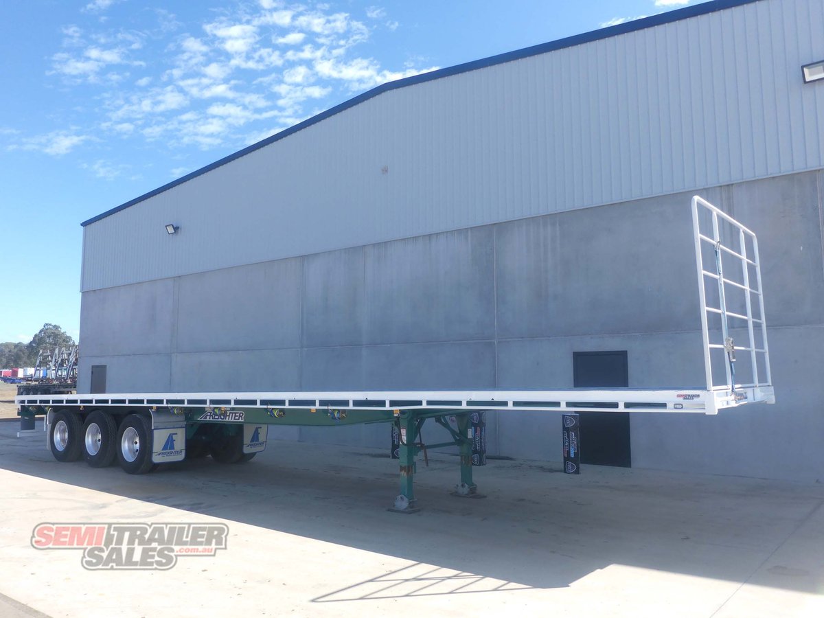 2010 Maxitrans 24 Pallet Flat Top