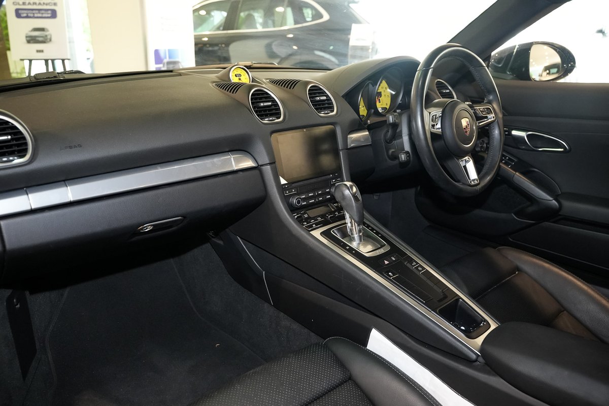 2017 Porsche 718 Cayman 982 MY17 image 9