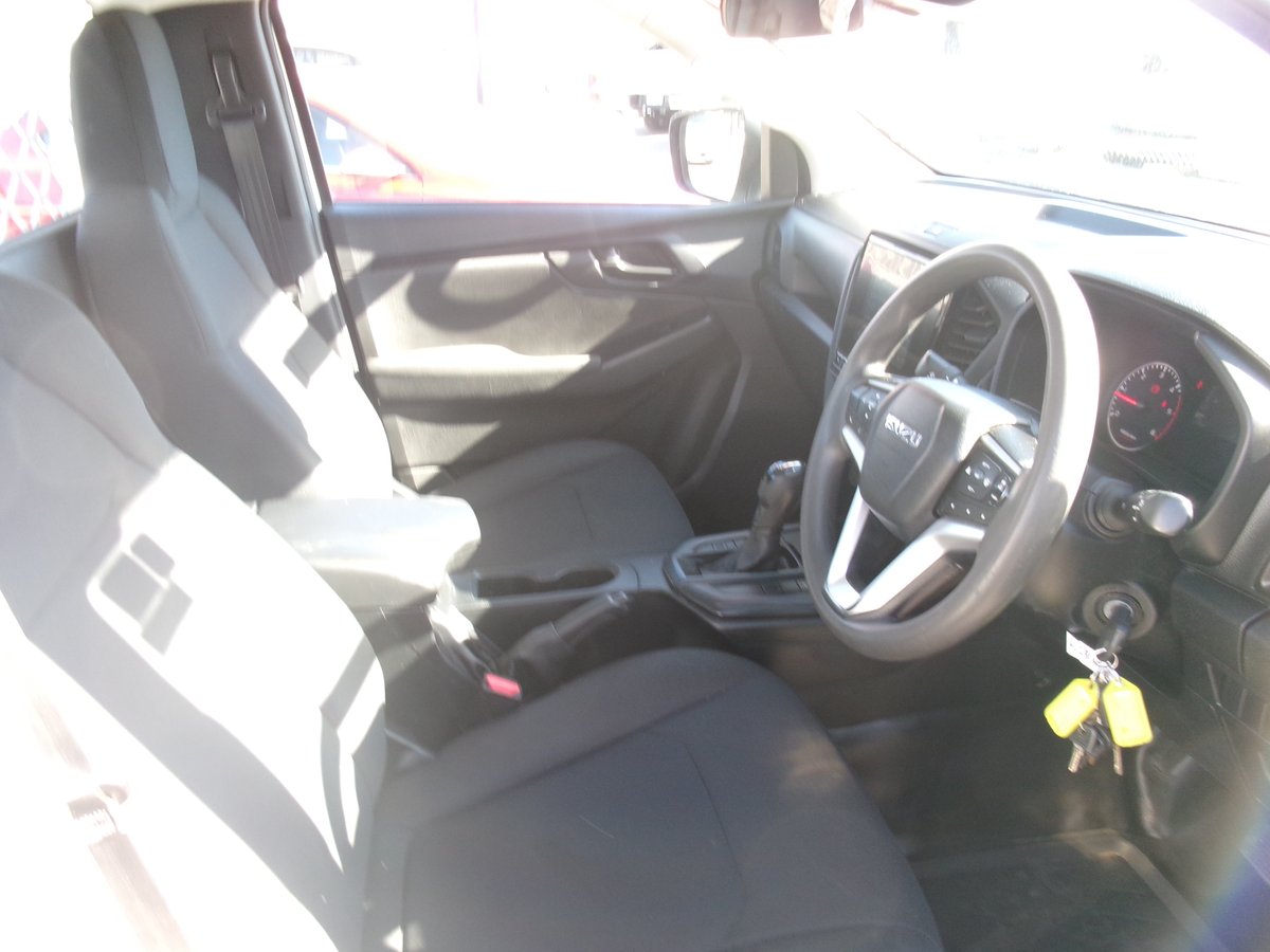 2020 ISUZU D-MAX SX (4x2) RG MY21 image 13