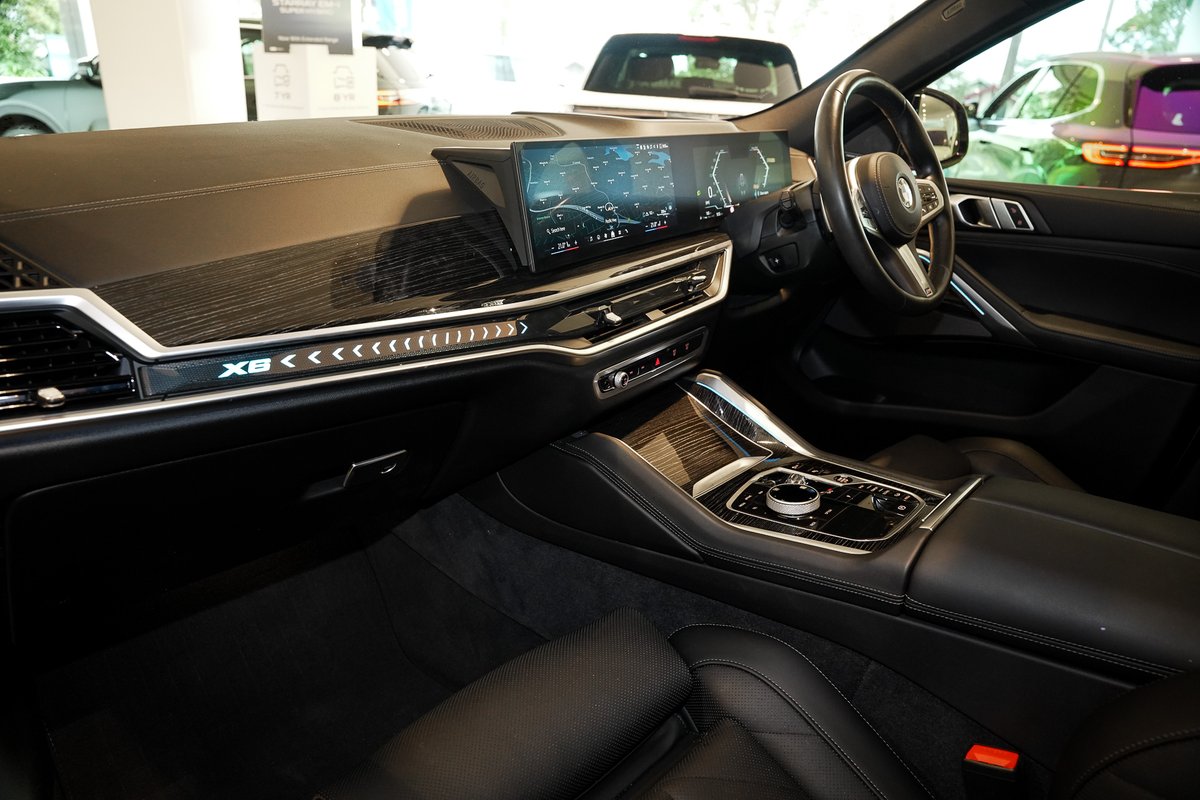 2024 BMW X6 xDrive40i M Sport G06 LCI 4X4 Constant image 12