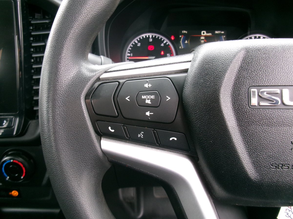 2021 ISUZU D-MAX SX (4x2) RG MY21 image 11