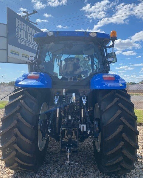 2025 NEW HOLLAND T6020 CAB image 3