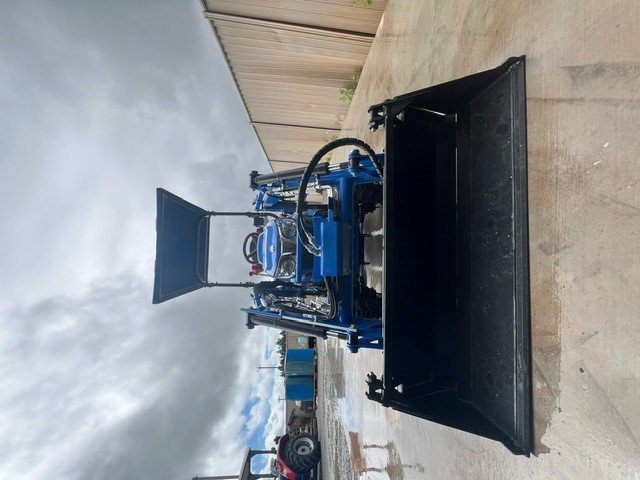 2025 NEW HOLLAND BOOMER 25C ROPS image 4