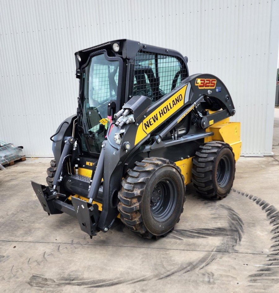 2023 NEW HOLLAND CONSTRUCTION L325 SKID STEER LOADER