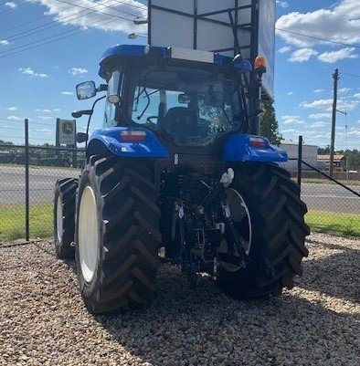 NEW HOLLAND T6070 LS image 2