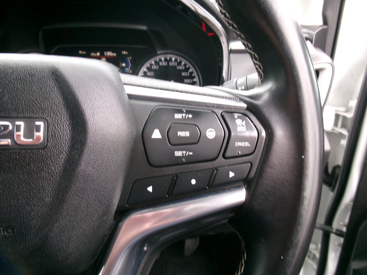 2023 ISUZU D-MAX LS-U (4x2) HIGH-RIDE RG1 MY23 image 12