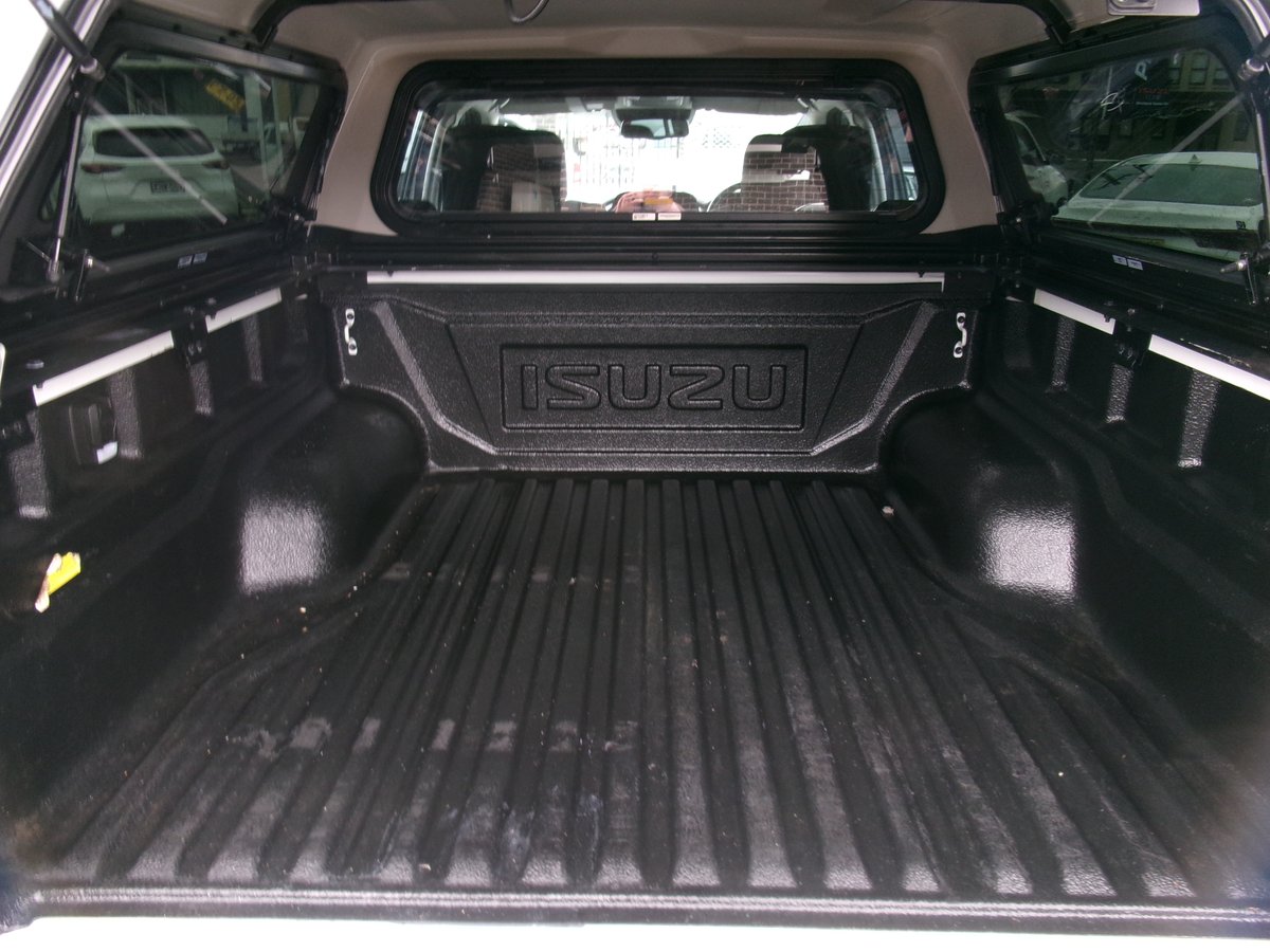 2023 ISUZU D-MAX LS-U (4x2) HIGH-RIDE RG1 MY23 image 20