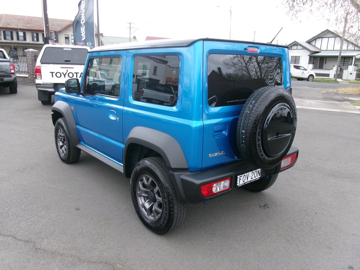 2024 Suzuki JIMNY image 6