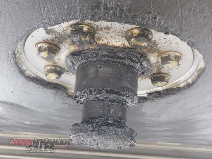 2004 Maxitrans 22 Pallet Refrigerated Pantech STAT WRITE OFF