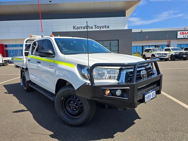 2020 TOYOTA Hilux 4X4 2.8L DSL D/C/C 6AT SR Glacier White