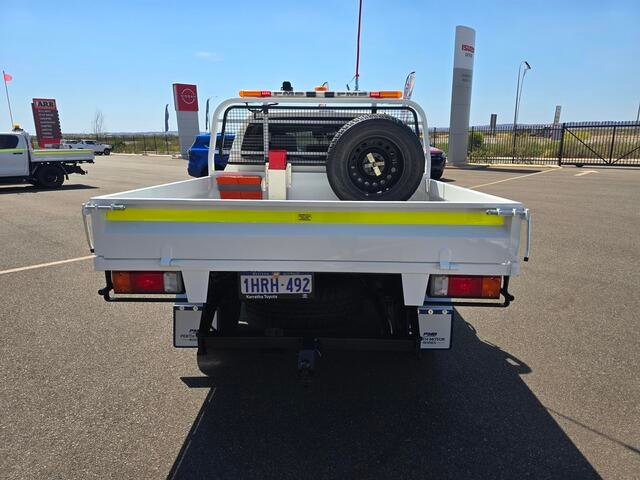 2020 TOYOTA Hilux 4X4 2.8L DSL D/C/C 6AT SR Glacier White