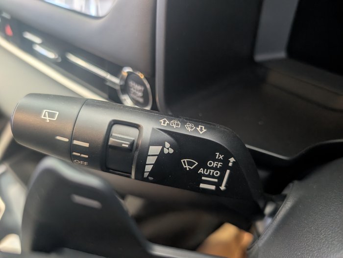 2025 Mitsubishi Outlander LS