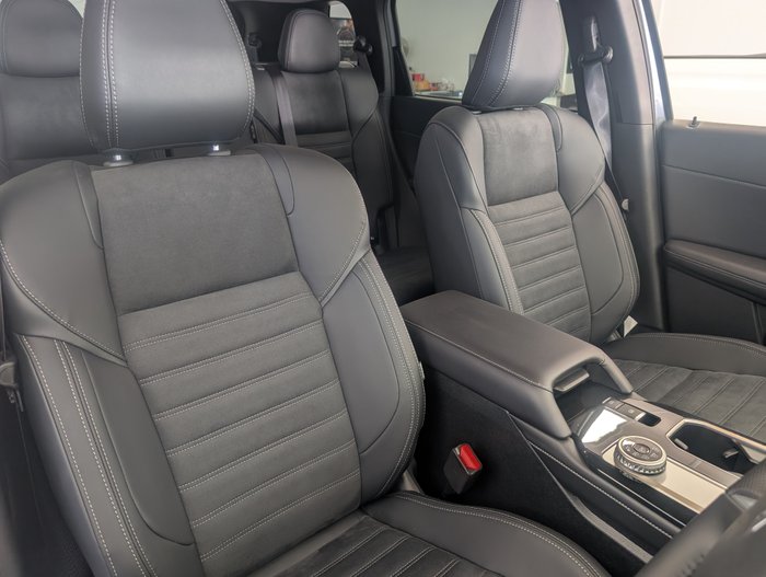 2025 Mitsubishi Outlander LS