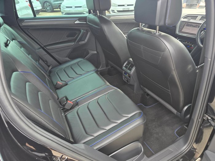 2023 Volkswagen Tiguan R