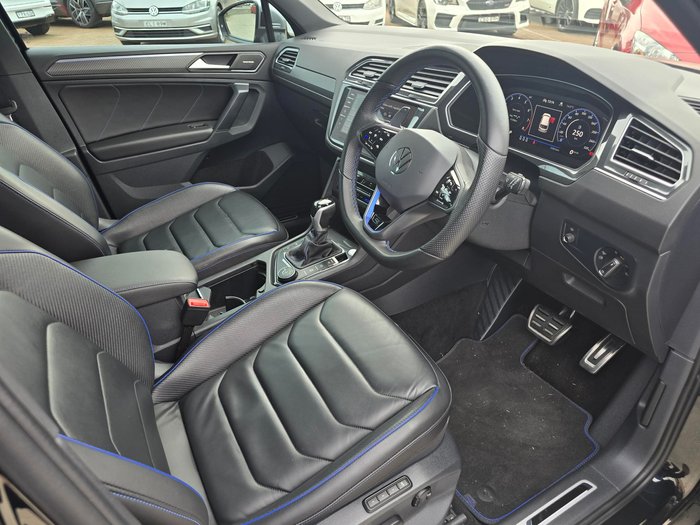 2023 Volkswagen Tiguan R