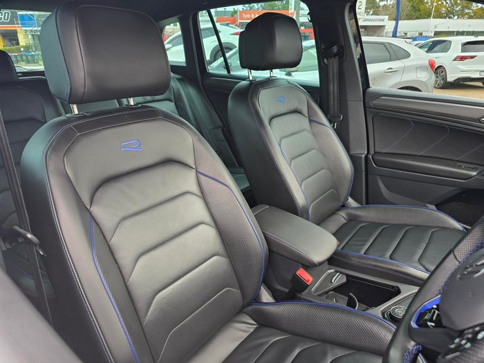 2023 Volkswagen Tiguan R
