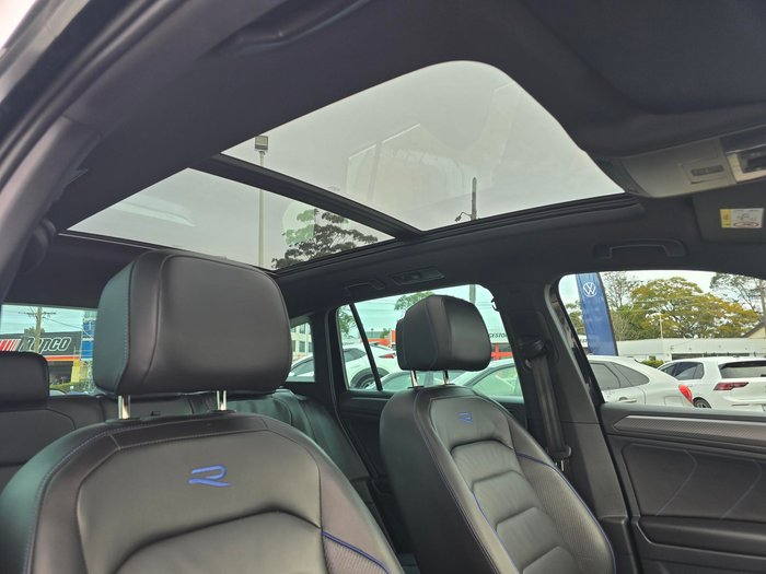 2023 Volkswagen Tiguan R