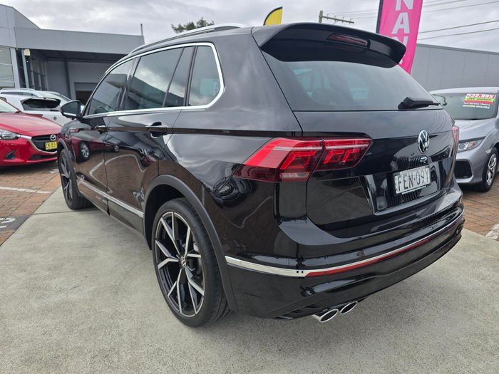 2023 Volkswagen Tiguan R